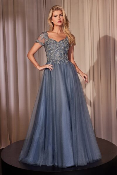 Vestido Color Smoky Blue con Encaje y Manga Corta