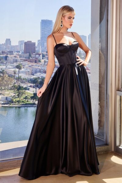 Vestido Bustier de Sat?n de Corte A es una Pieza Atemporal y Elegante