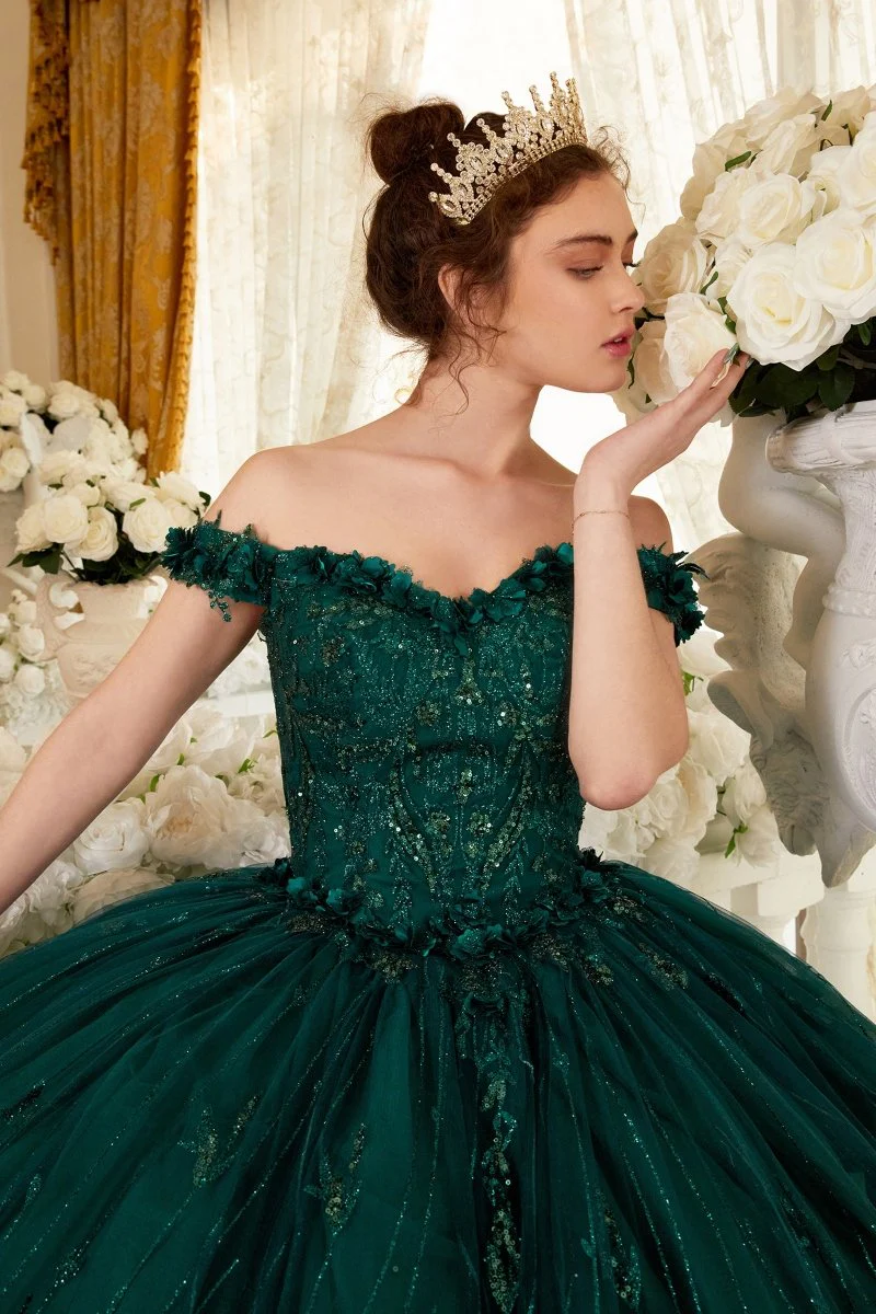 Vestido de Baile Floral de Quinceañera con Hombros Descubiertos - Imagen 4