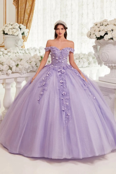 Vestido de Quinceañera Lavander con Escote Corazón y Flores